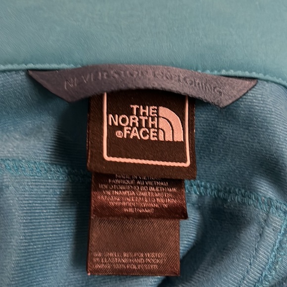 The North Face Women’s Jacket, Size Medium - Picture 14 of 15